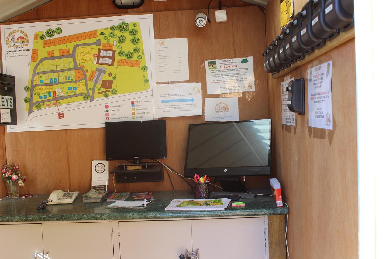 Forrest Wonky Stables Holiday Park المظهر الخارجي الصورة